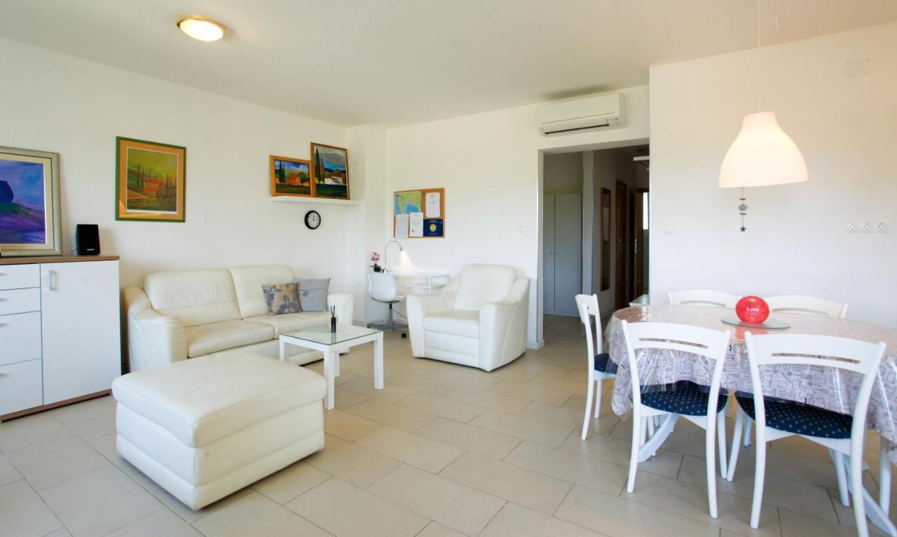 Apartman Kimi Šilo Exterior foto